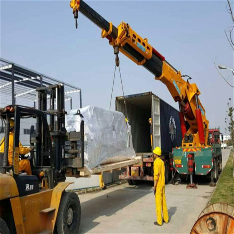 陆川吊车租赁价格、流程、安全标准全解析，快速解决施工难题