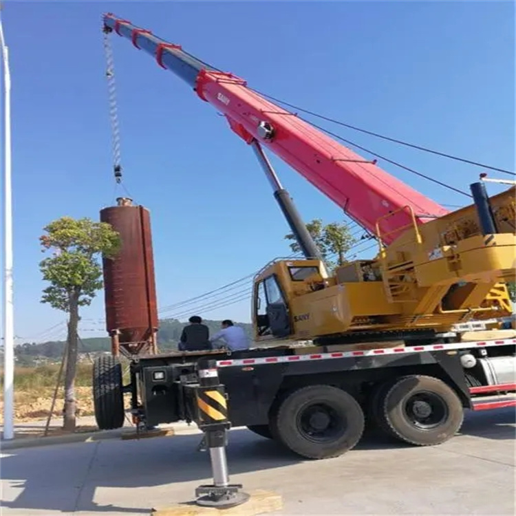 陆川80吨吊车出租多少钱